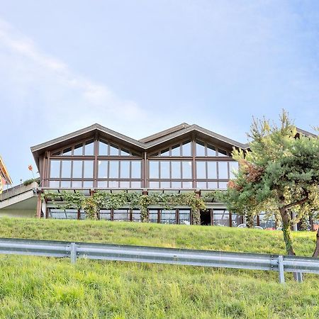 Hotel Restaurant Moeve Faulensee Exterior photo